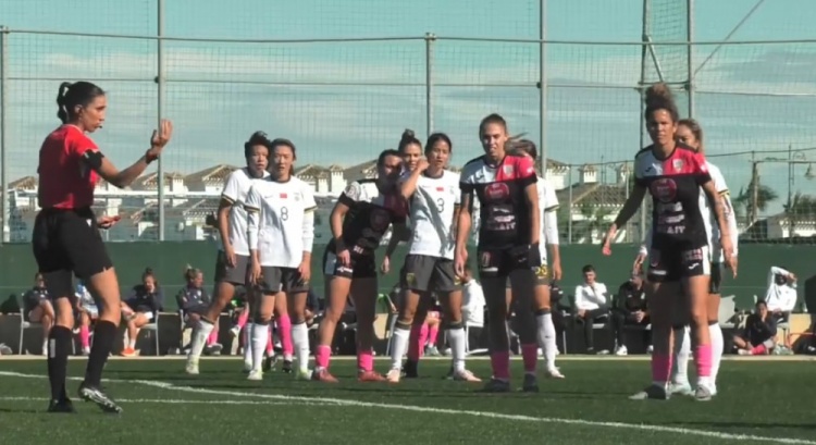  唐佳麗梅開二度、邵子欽破門，中國女足3-2擊敗Alhama俱樂部女足