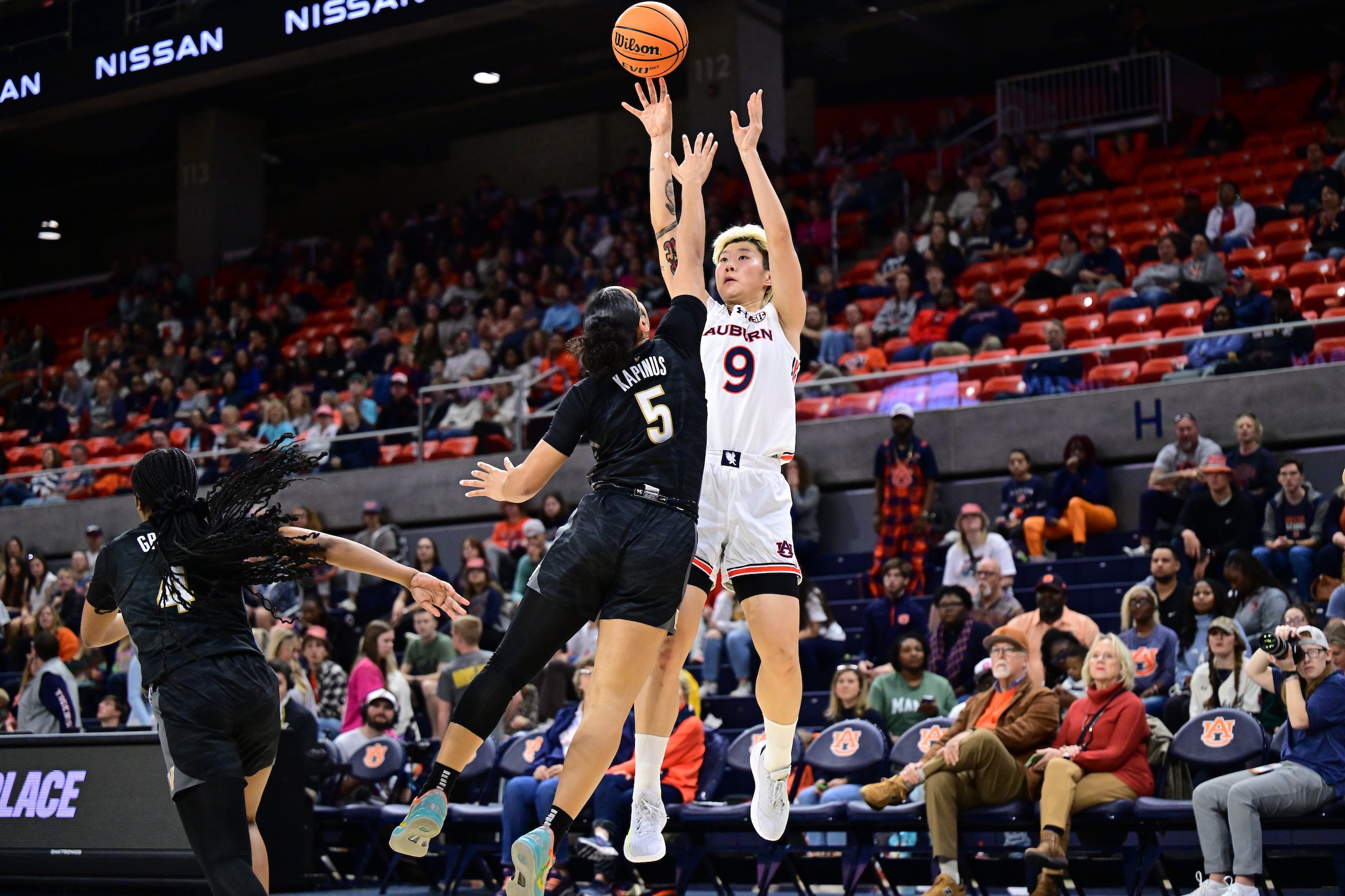  征戰(zhàn)NCAA！鄧雨婷：不太喜歡被稱為“李夢接班人” 未來想進(jìn)WNBA