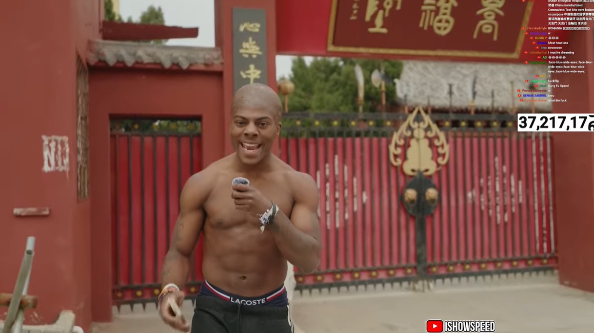  光頭造型！Speed中國(guó)行來(lái)到鄭州少林寺，上香拜佛學(xué)功夫