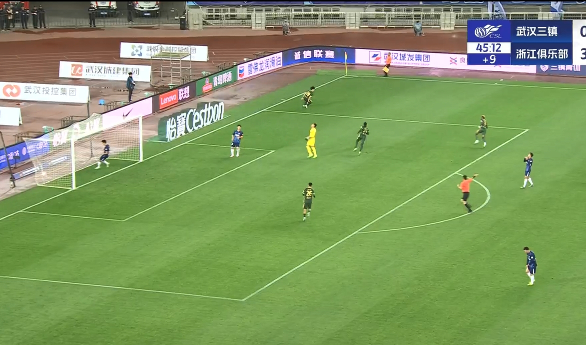  18歲王鈺棟中超處子球！三鎮(zhèn)后防白給，浙江半場(chǎng)4-0領(lǐng)先