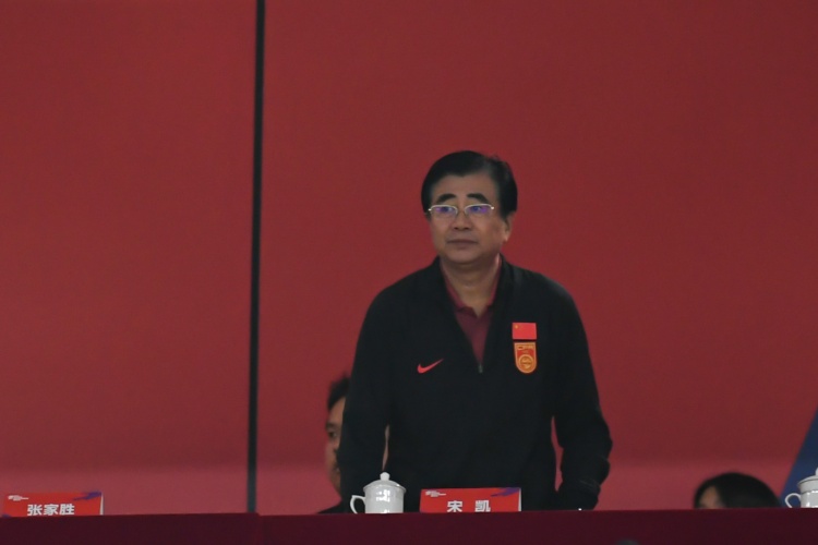  北青體育：宋凱、許基仁探班U20國青，將全程陪伴征戰(zhàn)U20亞洲杯
