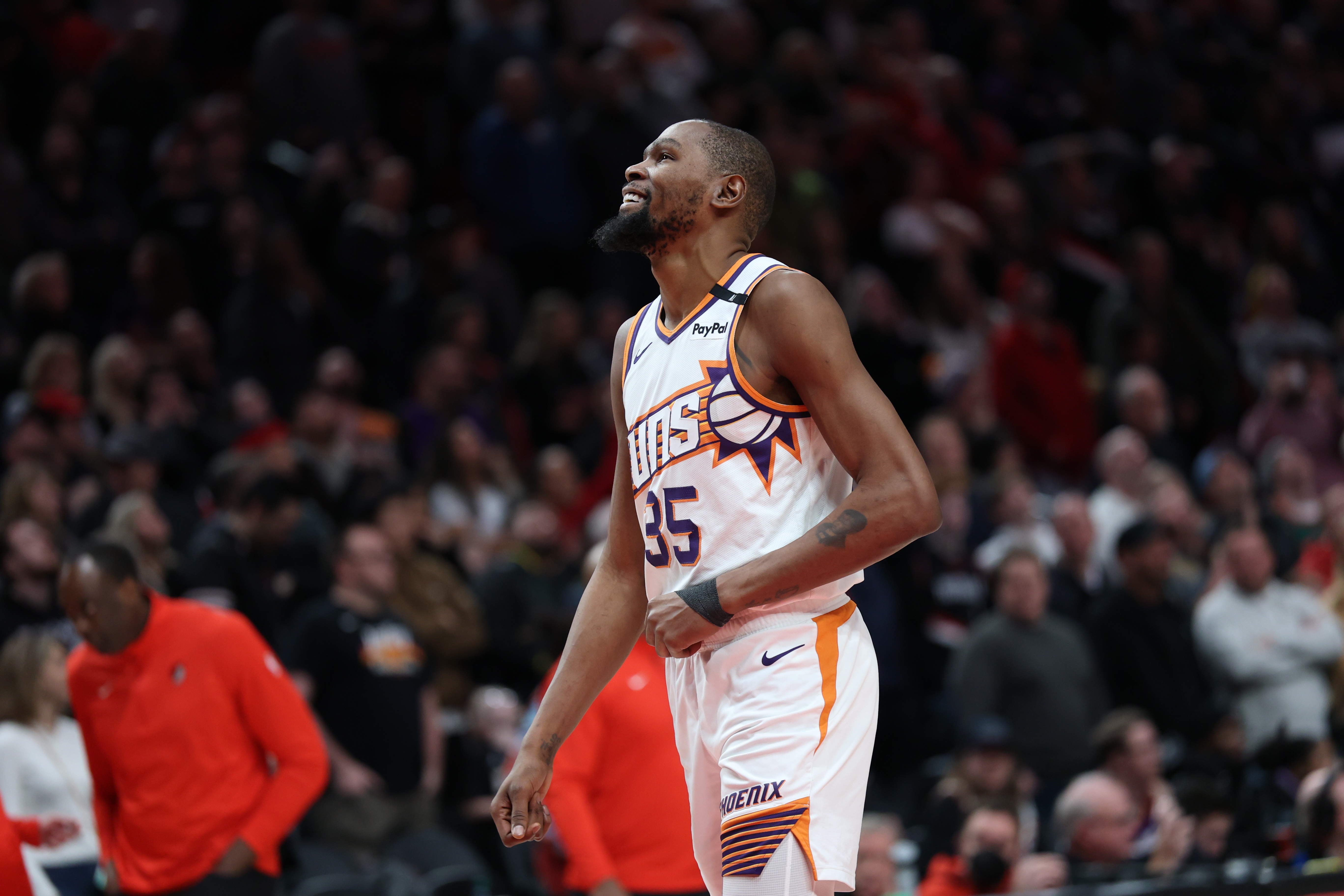  歷史第八位3萬分先生！KD：能和他們一起被提及說明我在做對的事