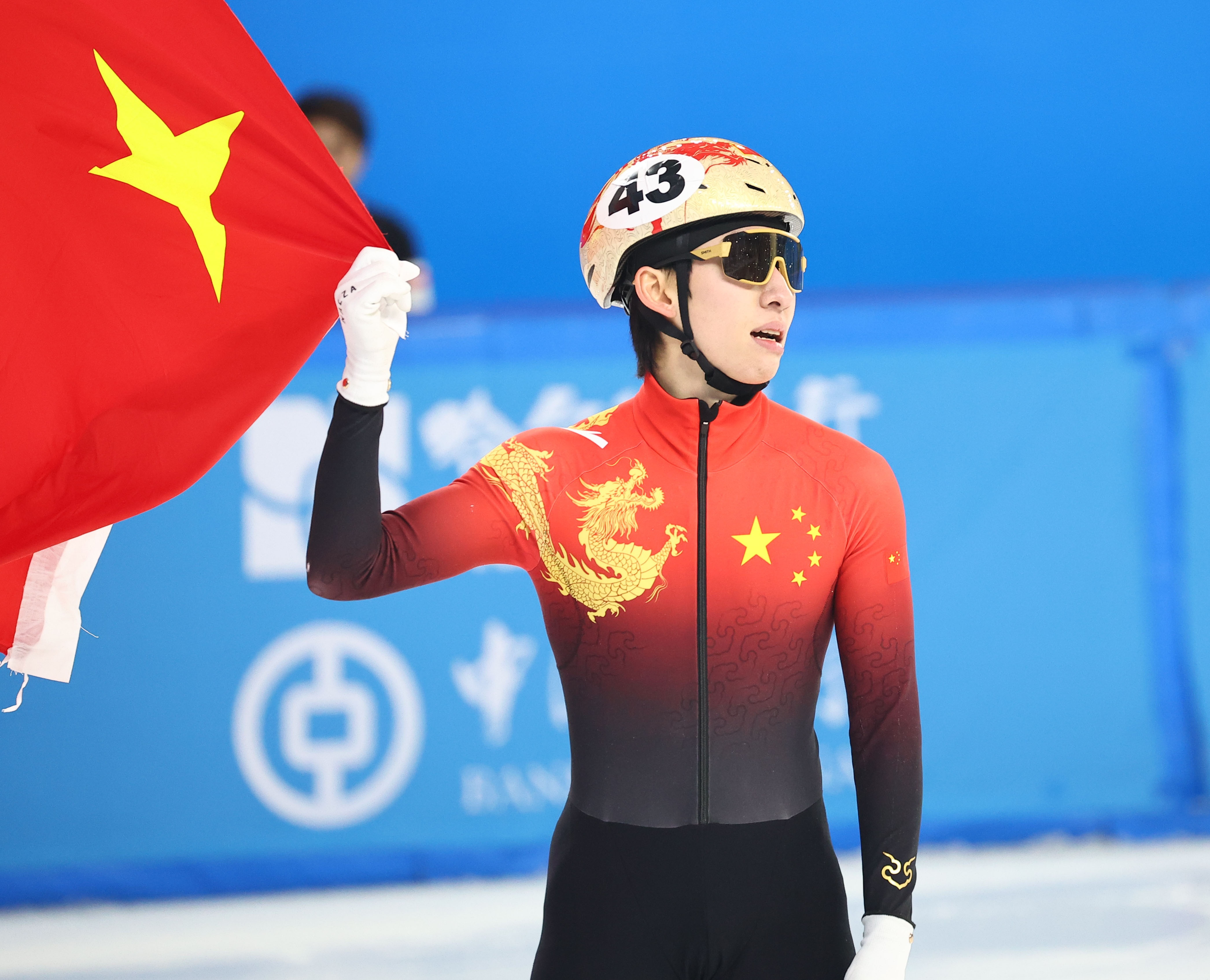  媒體人：中國(guó)冰雪歸化非常成功，但足球歸化花更多錢(qián)卻連水花都沒(méi)